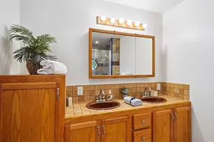 23762 Hutchinson Rd, Los Gatos, CA 95033 - Photo 22