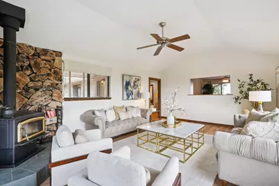 23762 Hutchinson Rd, Los Gatos, CA 95033 - Photo 6