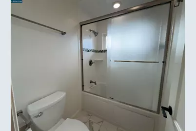 8240 Rhoda Ave, Dublin, CA 94568 - Photo 16