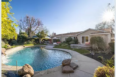 902 Kane Cir, Walnut Creek, CA 94598 - Photo 38