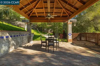 7308 Altura Pl, Oakland, CA 94605 - Photo 32