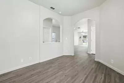 10169 Archley Ct, Elk Grove, CA 95624 - Photo 6