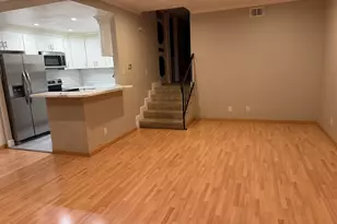 301 Kenbrook Cir, San Jose, CA 95111 - Photo 2