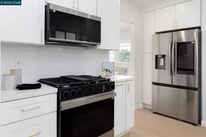 1515 Hampel St, Oakland, CA 94602 - Photo 20