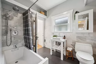 390 50th St, Oakland, CA 94609 - Photo 18