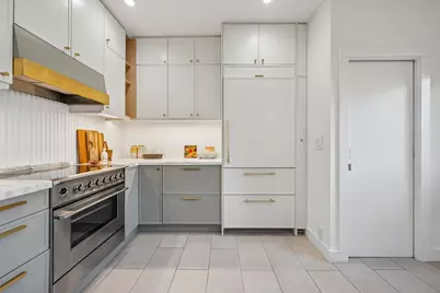 390 50th St, Oakland, CA 94609 - Photo 12