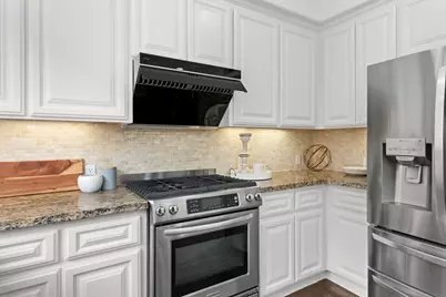 3925 Borgo Cmn, Fremont, CA 94538 - Photo 8