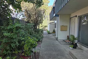 235 Arana Dr, Martinez, CA 94553 - Photo 2