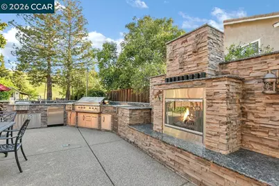 5308 Vista Point Ct, Concord, CA 94521 - Photo 20