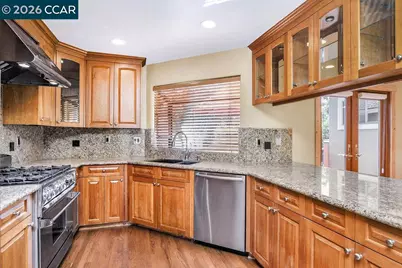 5308 Vista Point Ct, Concord, CA 94521 - Photo 26