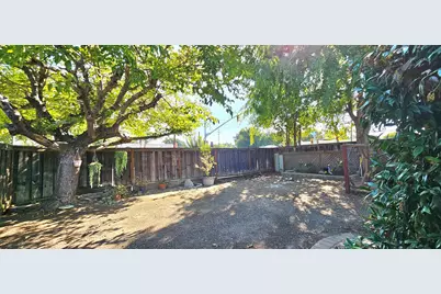 3195 Willow Pass Rd, Concord, CA 94519 - Photo 22