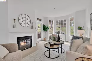 320 Caldecott, Oakland, CA 94618 - Photo 1