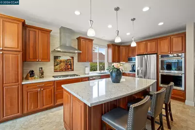 3056 Windmill Canyon Dr, Clayton, CA 94517 - Photo 4