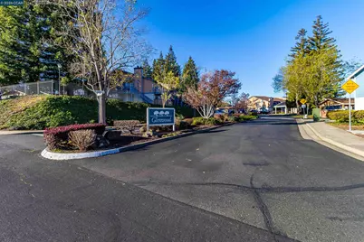 100 Glenwood, Hercules, CA 94547 - Photo 22