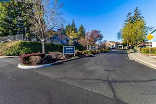 100 Glenwood, Hercules, CA 94547 - Photo 22