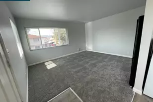 1636 101st Ave, Oakland, CA 94603 - Photo 2