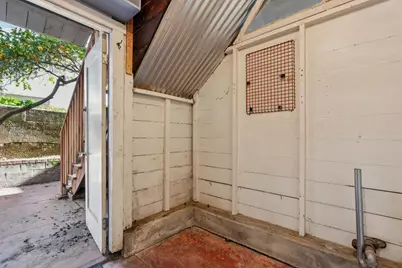 832 Walker, Oakland, CA 94610 - Photo 22