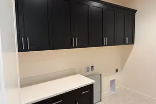 17061 Aldergrove Ct, Lathrop, CA 95330 - Photo 10