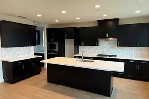 17061 Aldergrove Ct, Lathrop, CA 95330 - Photo 2