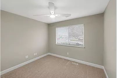 6 Lake St, Pittsburg, CA 94565 - Photo 22