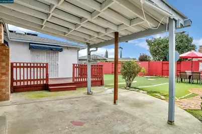 4126 Camelot Ct, Pittsburg, CA 94565 - Photo 42