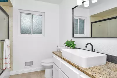 4126 Camelot Ct, Pittsburg, CA 94565 - Photo 18