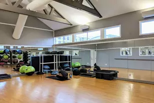 6400 Christie Ave, Emeryville, CA 94608 - Photo 34