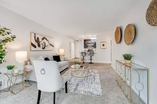 6400 Christie Ave, Emeryville, CA 94608 - Photo 8