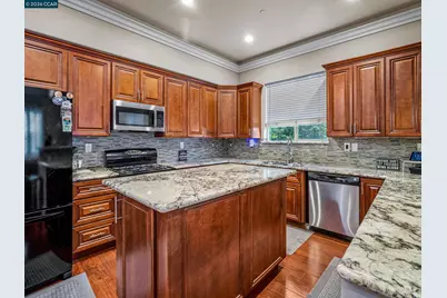 1021 Azusa St, Sacramento, CA 95833 - Photo 12