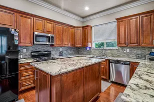 1021 Azusa St, Sacramento, CA 95833 - Photo 12