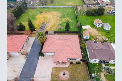 1031 Azusa St, Sacramento, CA 95833 - Photo 1