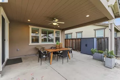 1703 Solano Court, Lathrop, CA 95330 - Photo 36