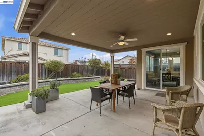 1703 Solano Court, Lathrop, CA 95330 - Photo 38