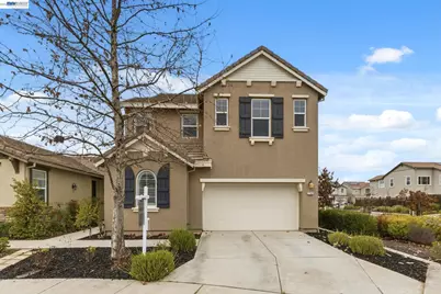 1703 Solano Court, Lathrop, CA 95330 - Photo 2