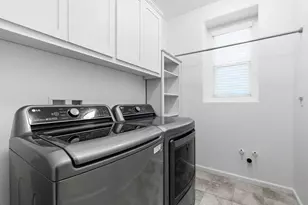 1703 Solano Ct, Lathrop, CA 95330 - Photo 38