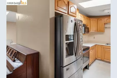 2190 Giant Rd, San Pablo, CA 94806 - Photo 2