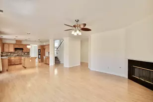 9416 Lyndley Plaza Way, Elk Grove, CA 95624 - Photo 12