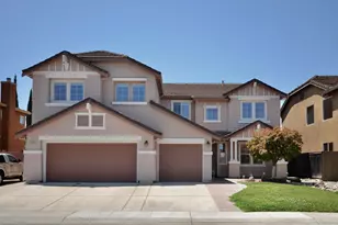 9416 Lyndley Plaza Way, Elk Grove, CA 95624 - Photo 2