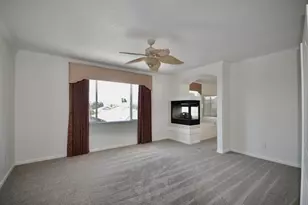 9416 Lyndley Plaza Way, Elk Grove, CA 95624 - Photo 24