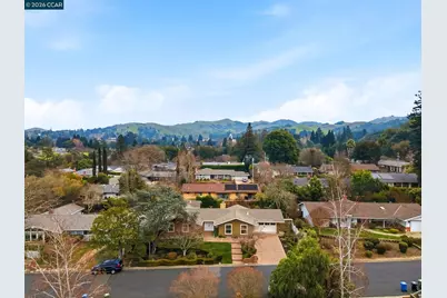 1011 Del Rio Way, Moraga, CA 94556 - Photo 48