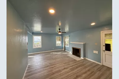 5500 Fruitridge Rd, Sacramento, CA 95820 - Photo 18