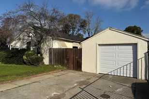 5500 Fruitridge Rd, Sacramento, CA 95820 - Photo 8