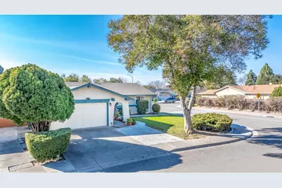 34331 Atteridge Ct, Fremont, CA 94555 - Photo 2