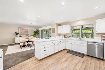 297 Del Valle Ct, Pleasanton, CA 94566 - Photo 18