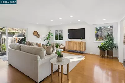 183 Miramonte Dr, Moraga, CA 94556 - Photo 4