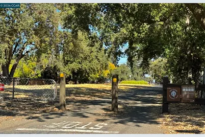 442 Westcliffe Pl., Walnut Creek, CA 94597 - Photo 24