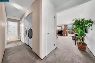 121 Fir Ct, Hercules, CA 94547 - Photo 20