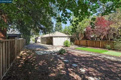 3597 Walnut St, Lafayette, CA 94549 - Photo 22