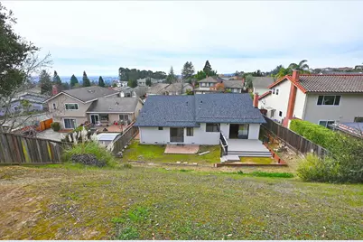 17764 Columbia Dr, Castro Valley, CA 94552 - Photo 12