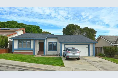 17764 Columbia Dr, Castro Valley, CA 94552 - Photo 2